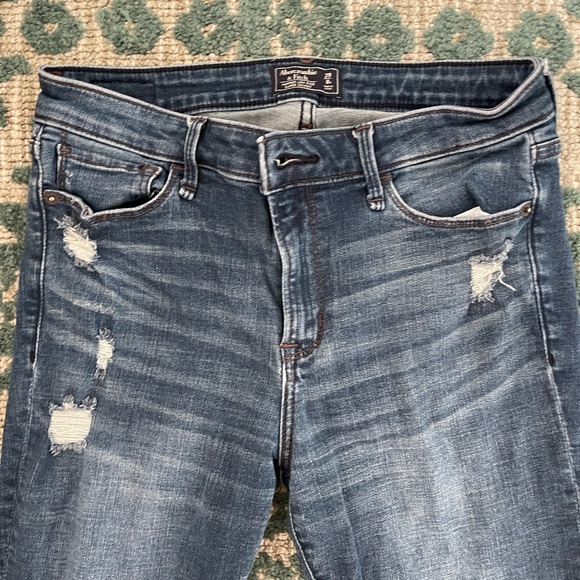 Abercrombie low rise skinny - 29 8r - Picture 5 of 7